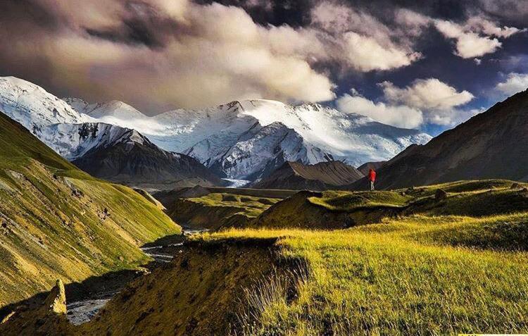 ホテル Pamir Nomad Yurt Camp Kara-Kavak エクステリア 写真