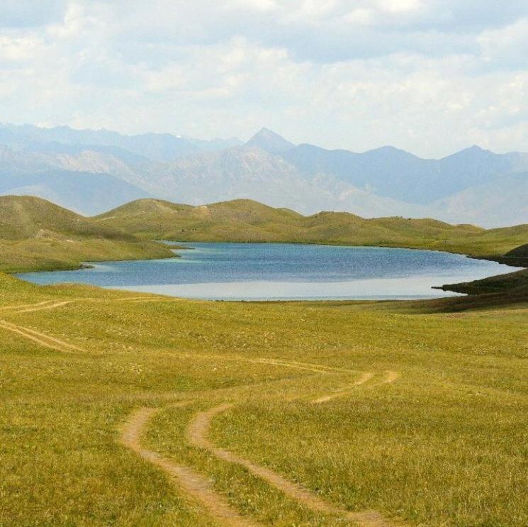ホテル Pamir Nomad Yurt Camp Kara-Kavak エクステリア 写真